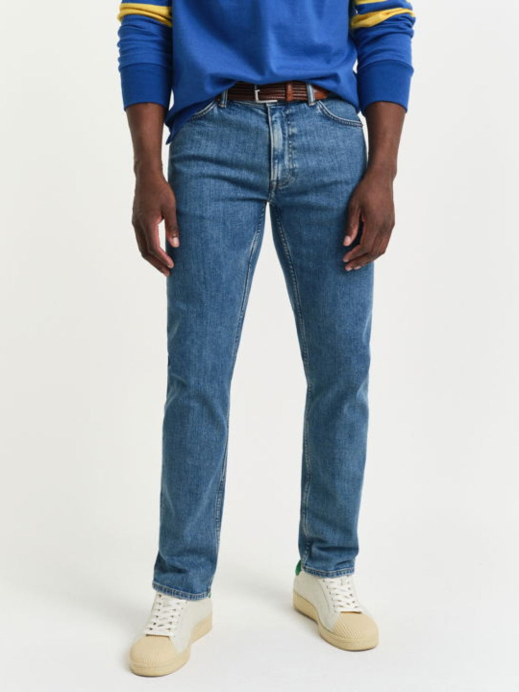 CLEAN WASH JEANS