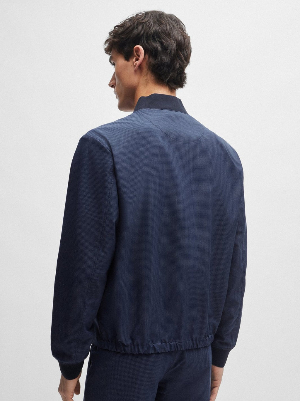 SLIM-FIT MESH JACKET