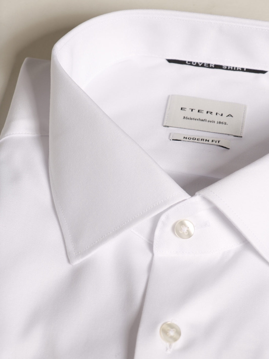 MODERN FIT SHIRT