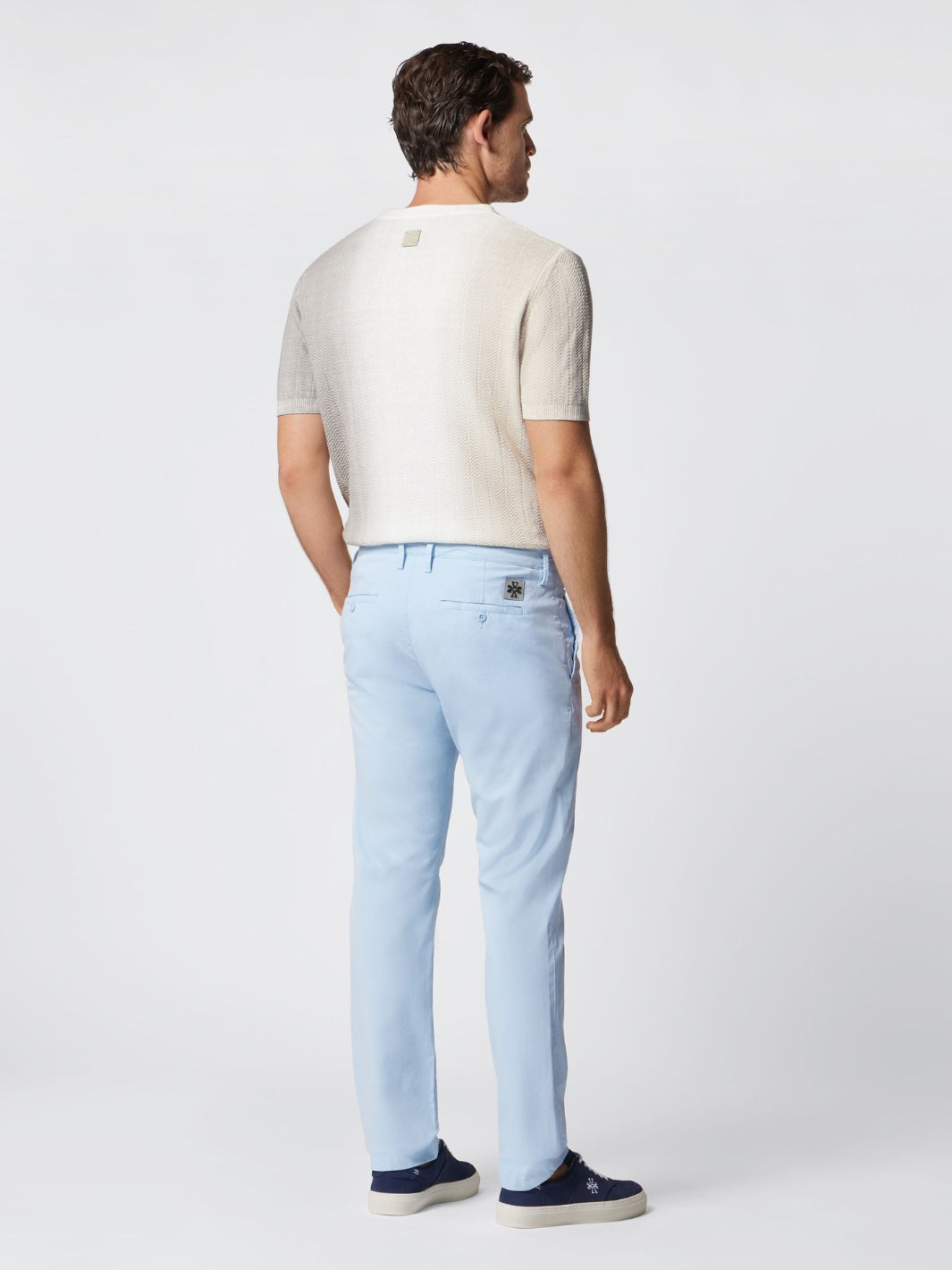 BOBBY CHINOS