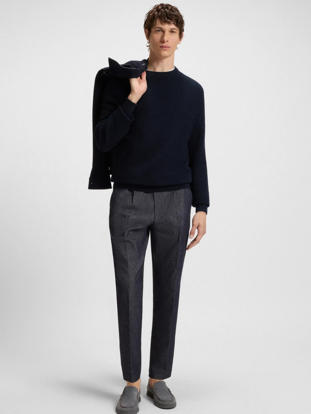STRUCTURED SWEATER