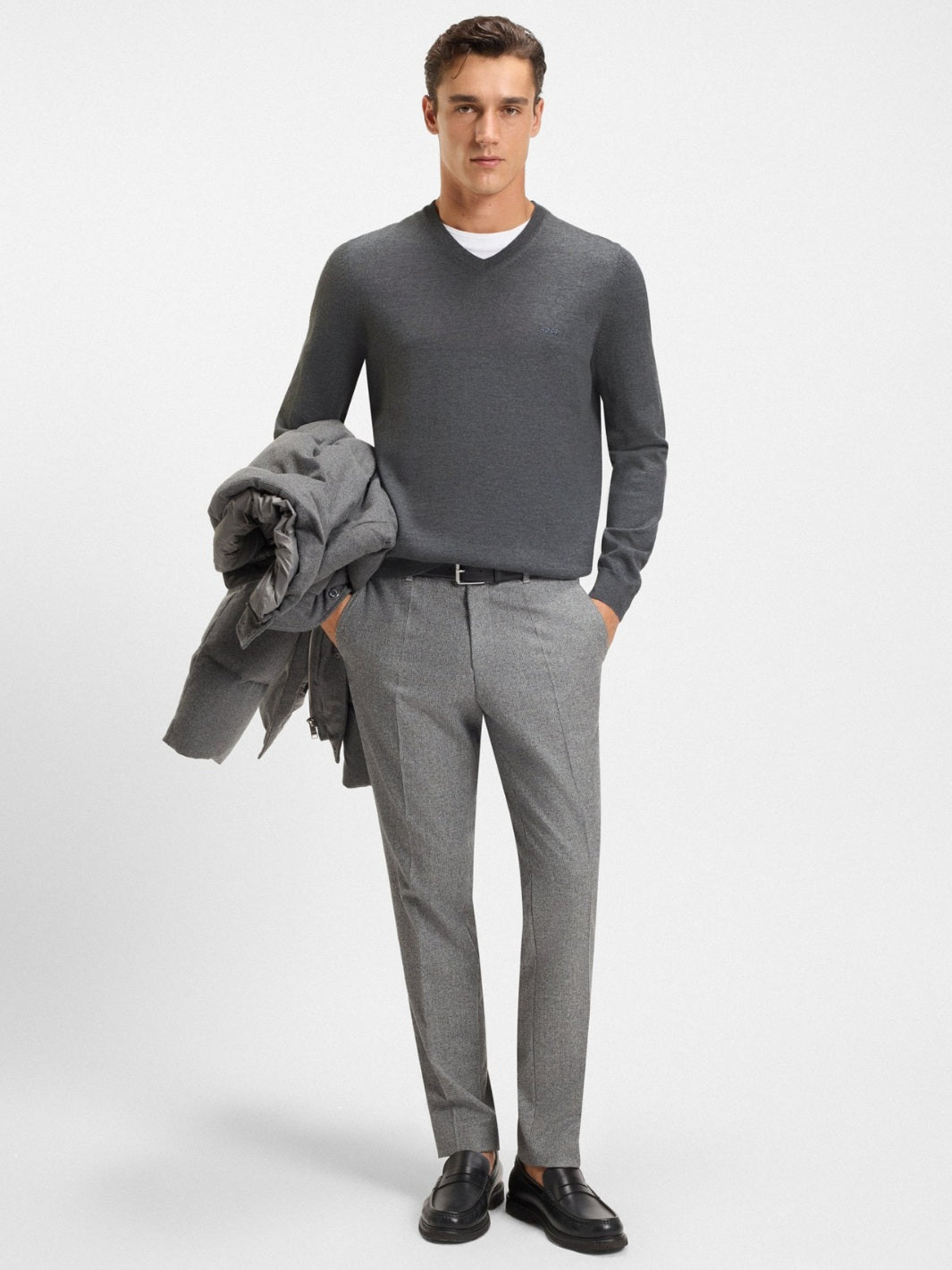 VIRIGIN WOOL V-NECK