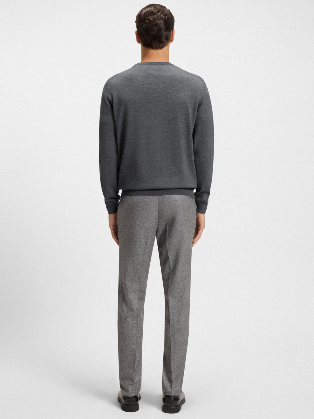 VIRIGIN WOOL V-NECK