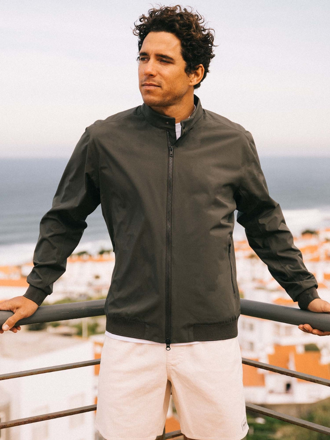 PLAIN JACKET