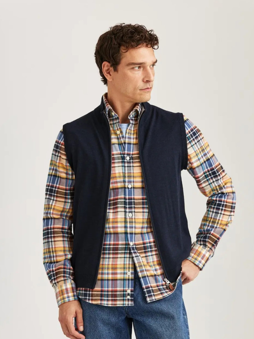MERINO ZIP VEST