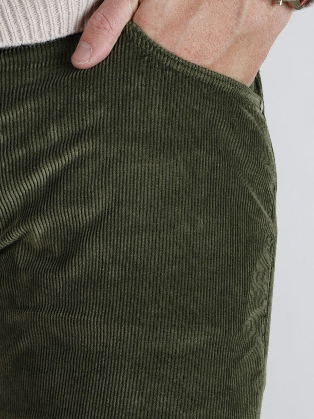 RAVELLO CORDUROY