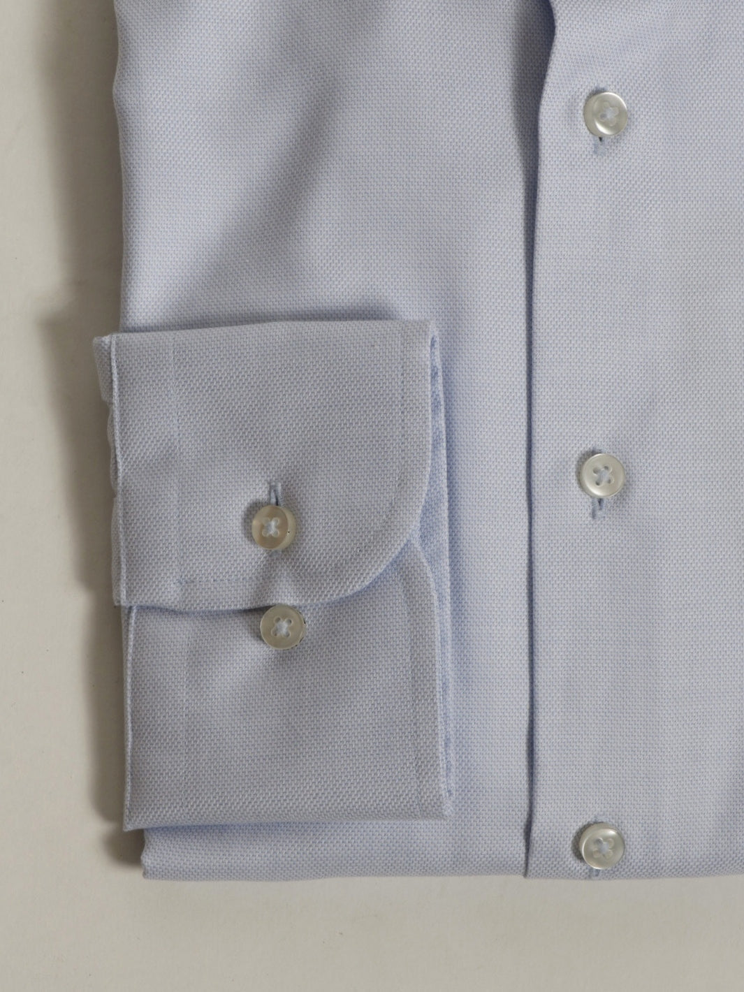 MODERN-FIT SHIRT