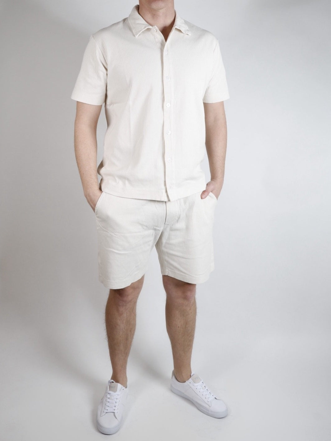 CORD SHORTS