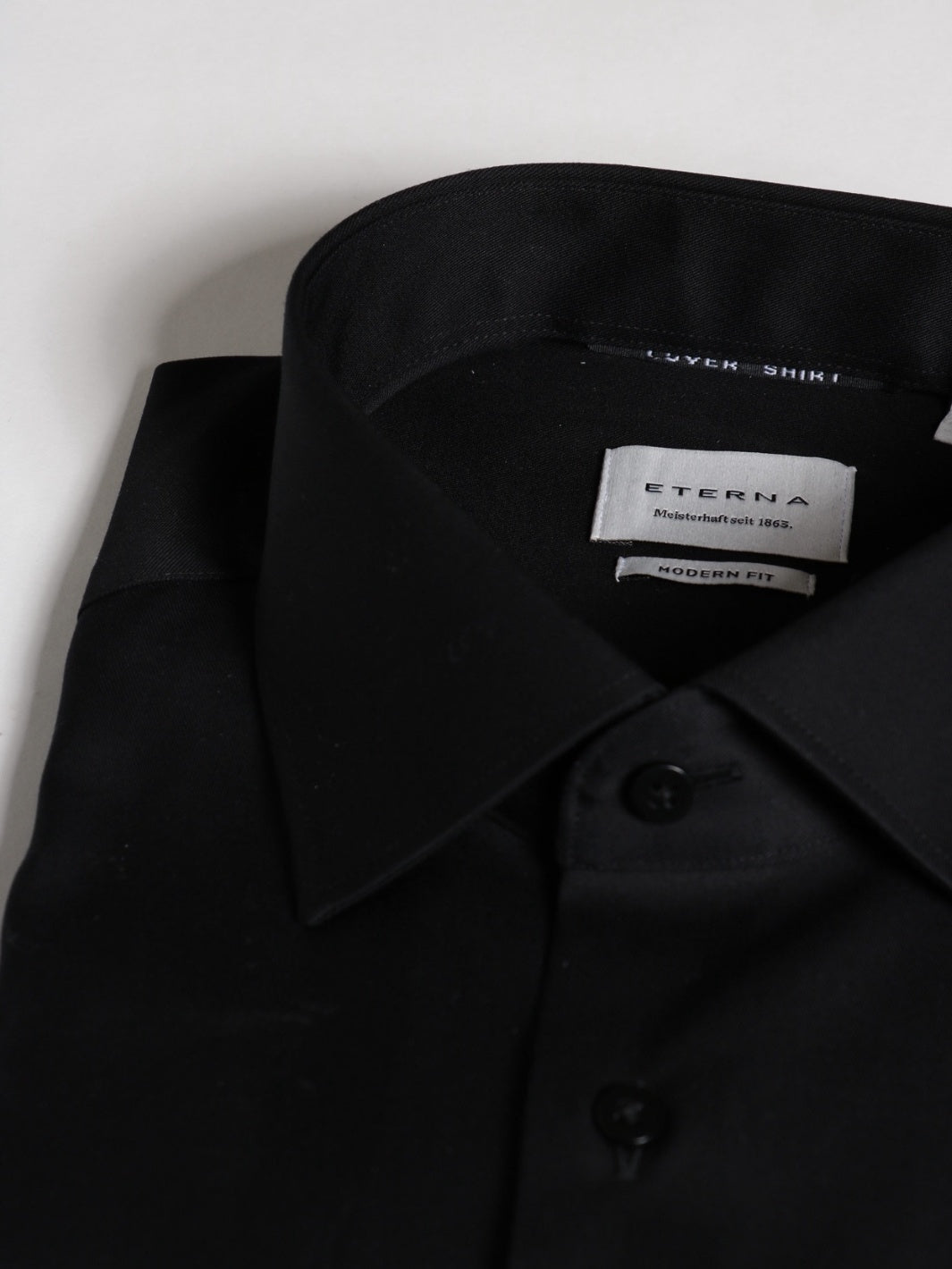 MODERN FIT SHIRT