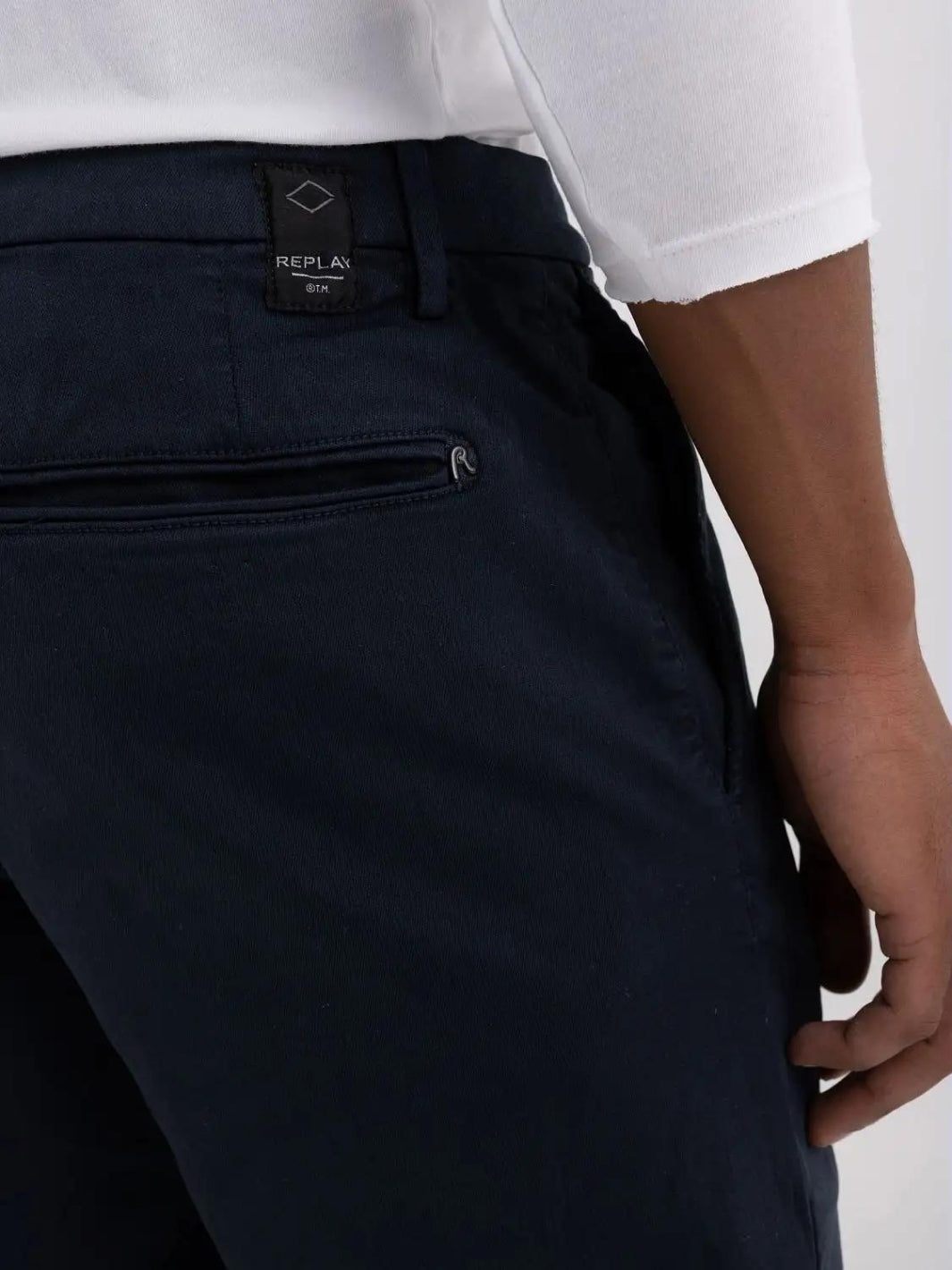 BENNI CHINO SHORTS