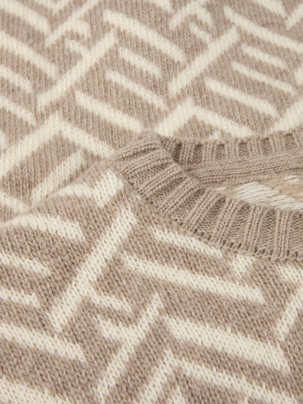 PATTERNED MERINO SWEATER